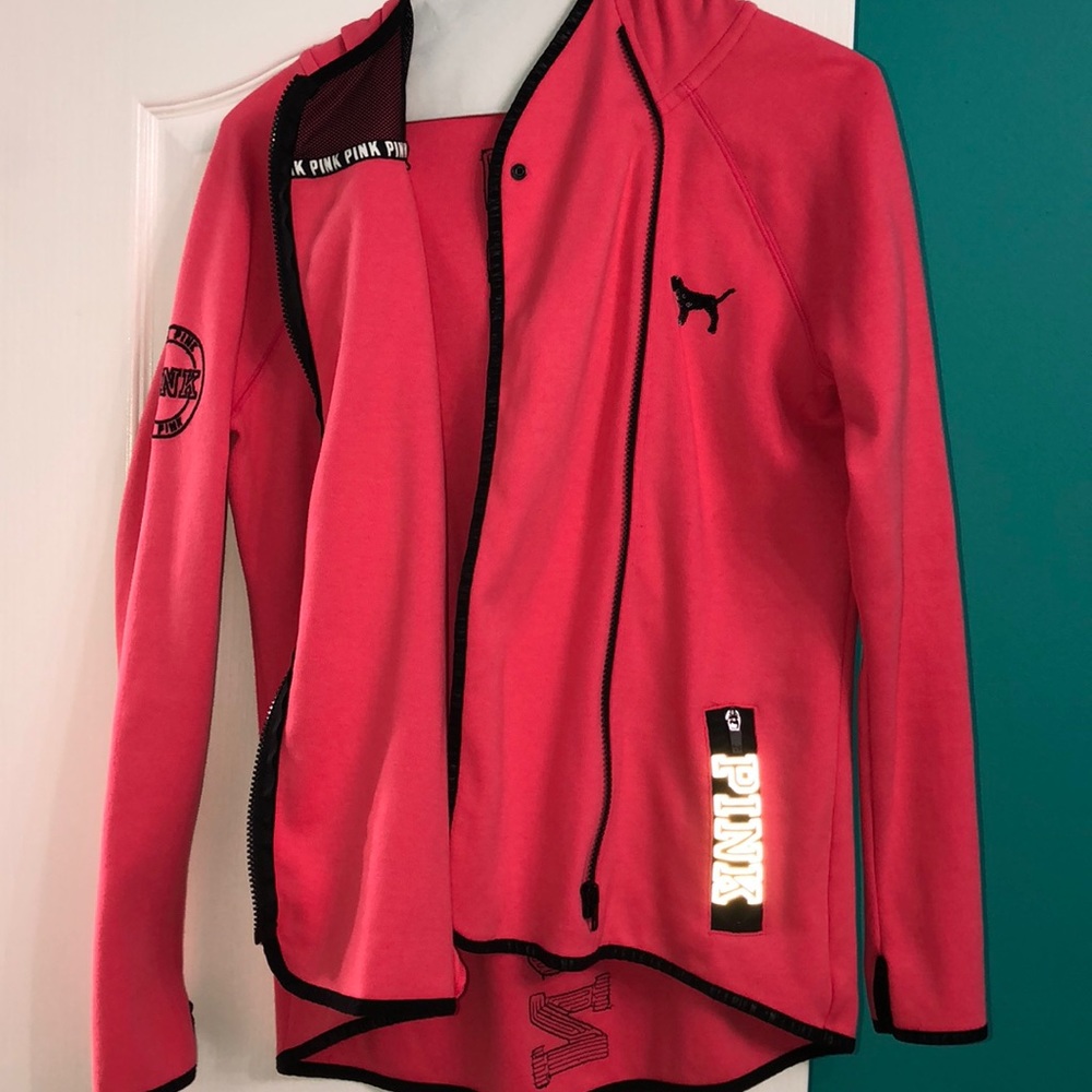 Pink Jacket - Picture 5 of 8